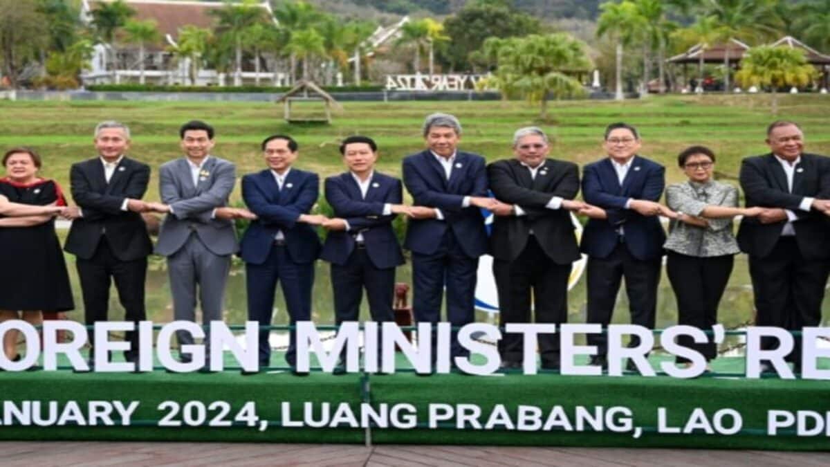 d5fc2fc880ebfa19f1b0327272e09991