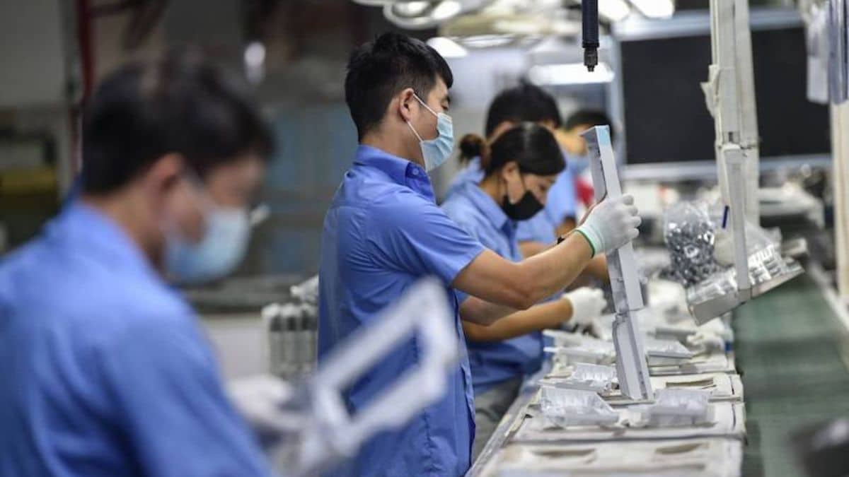 Asias manufacturing shows mixed picture