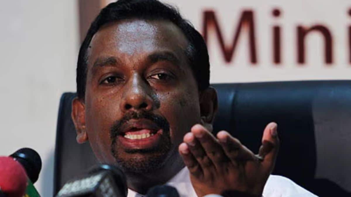 Rebel leaders from Rajapaksa led SLPP to form new party in support of independent presidential candidate in Srilanka