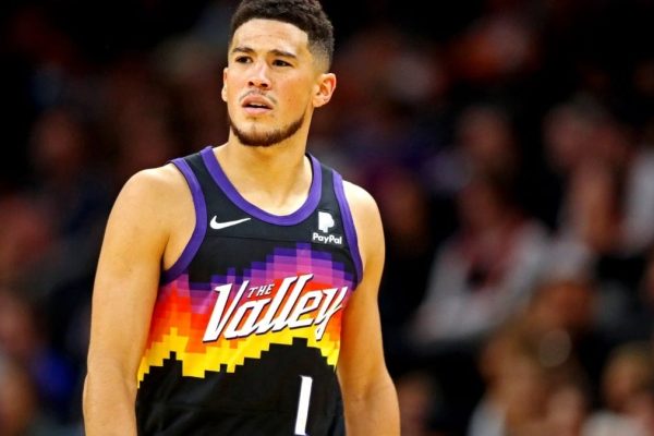 Suns guard Devin Booker puts up great Stat line