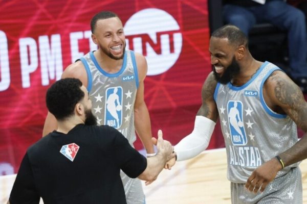 LeBron and Steph at the All-Star game