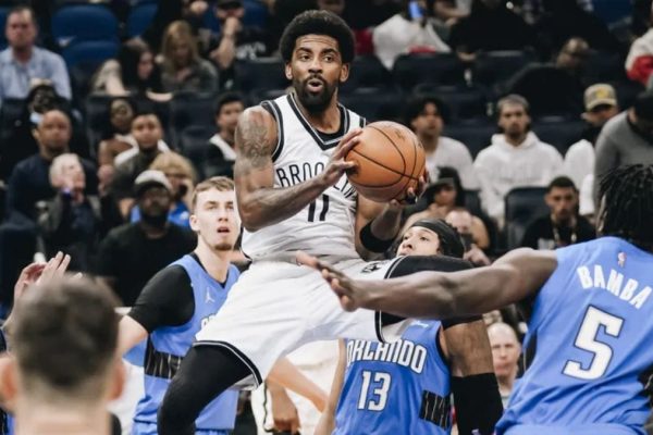 Kyrie Irving puts up 60 against the Orlando Magic