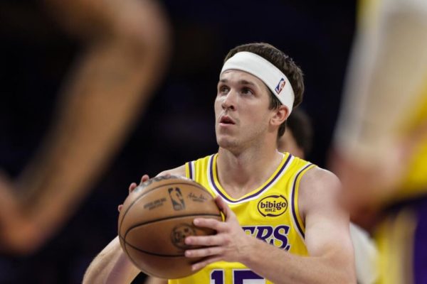 Lakers face historic collapse pressure as Austin Reaves struggles for time and impact