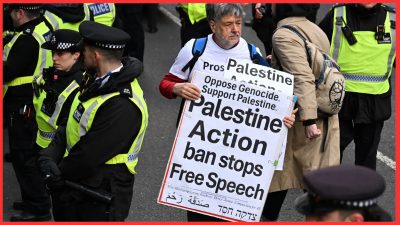 Scores detained outside Wormwood Scrubs as police intervene in protest backing Muhammad Umer Khalid