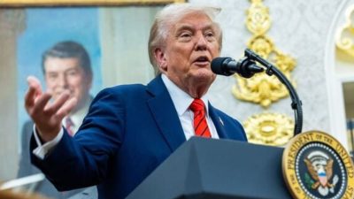 Trump threatens Canada with 100% tariff over pending trade deal with China