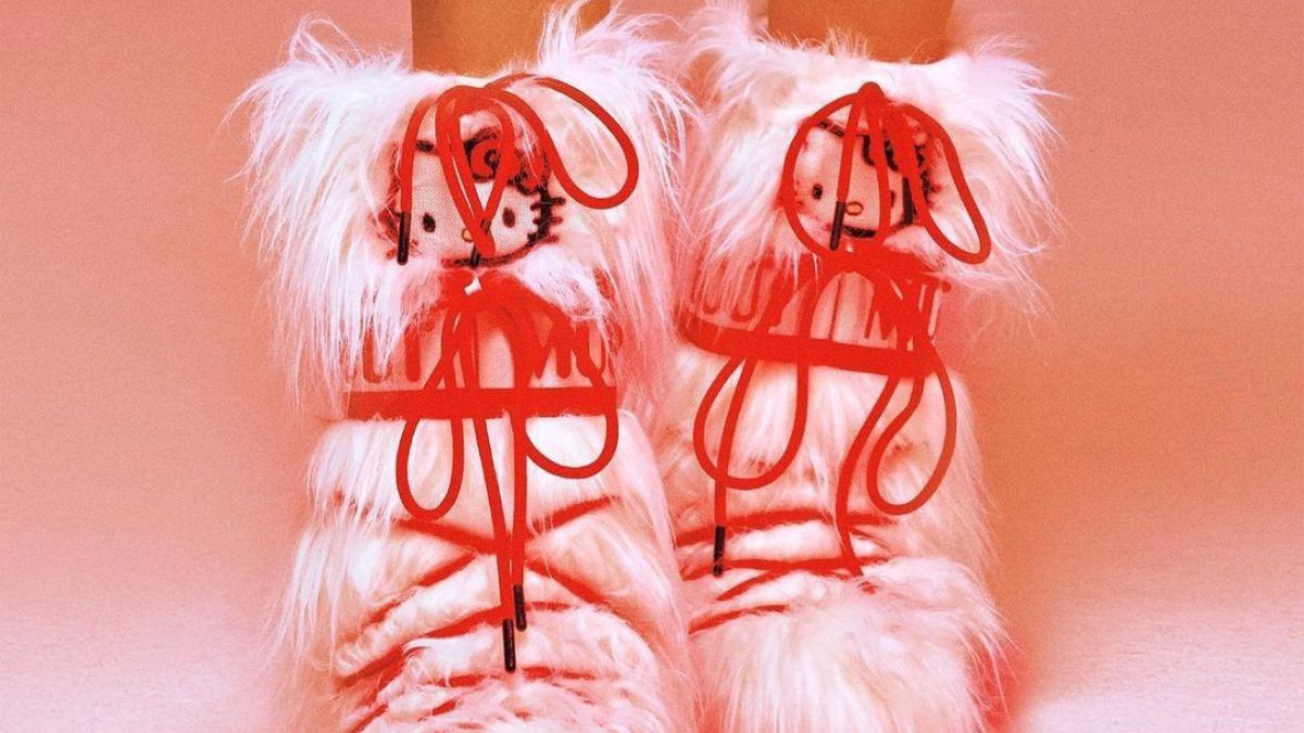 Hello kitty moon boots