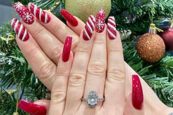 Christmas inspired nail art