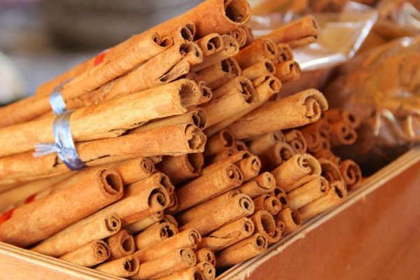 cinnamon sticks