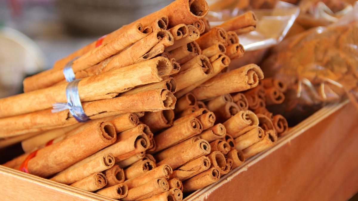 cinnamon sticks