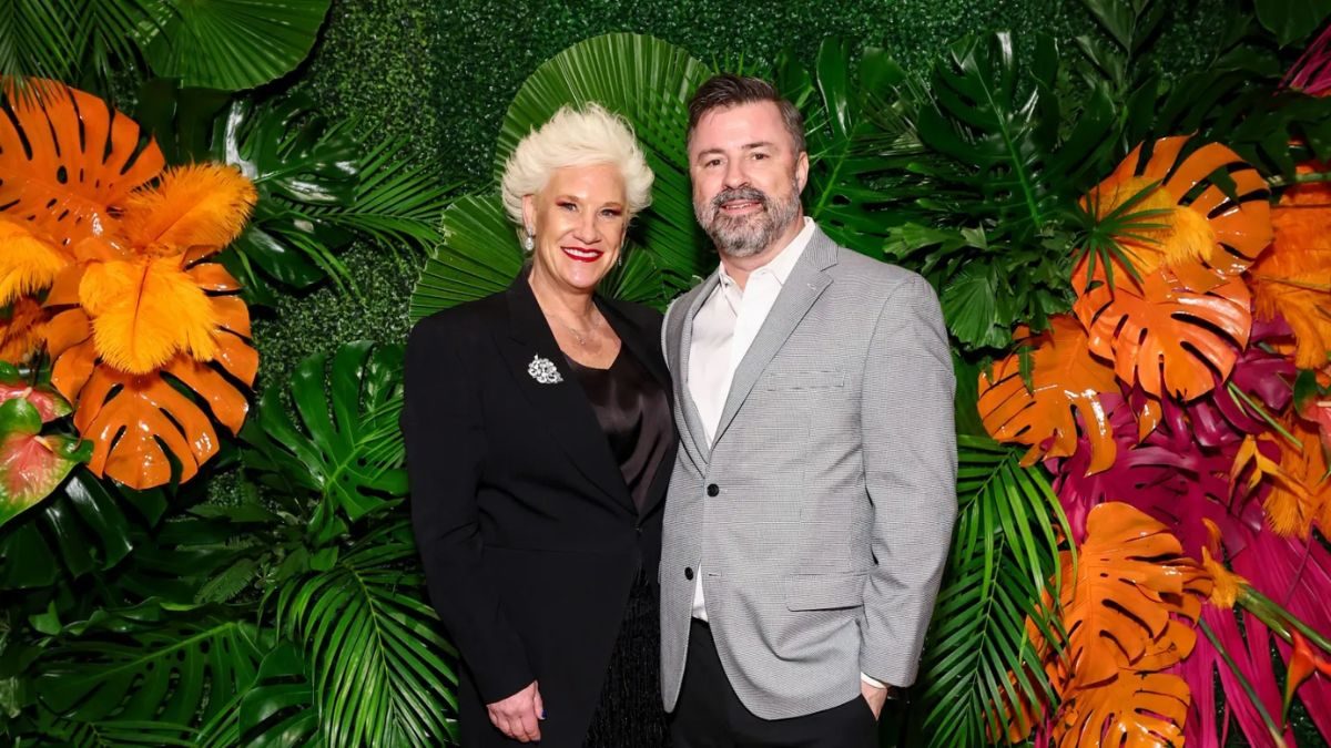 Stuart Claxton - Anne Burrell