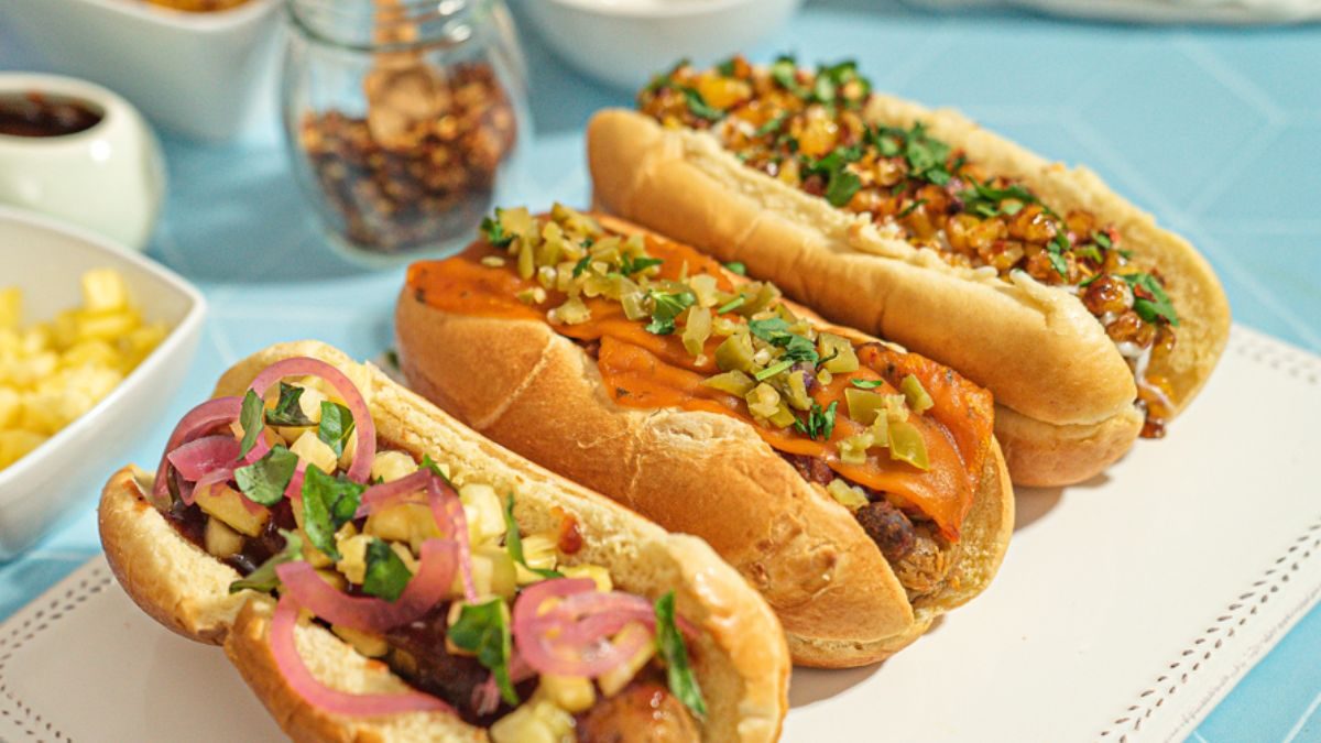 vegan hot dog