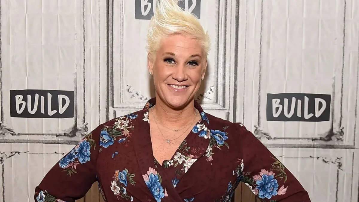 Anne Burrell
