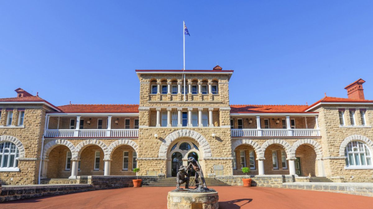 Westpac Banking Corp