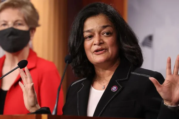 Arizona Lawmaker faces backlash for calling for execution of democratic congresswoman