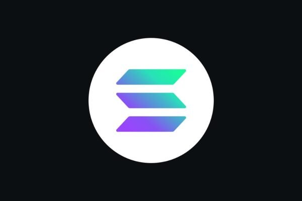 Solana attracts big money while MAGACOIN FINANCE steals retail spotlight