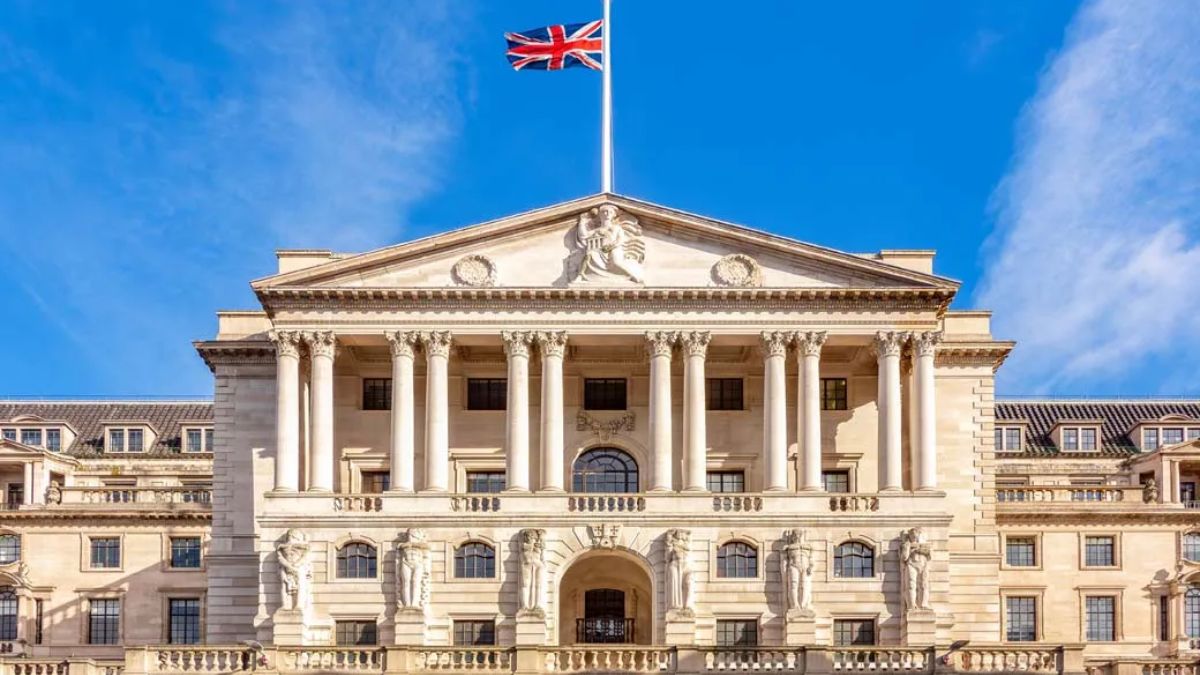 Bank of England holds rates at 4% as inflation sticks, growth stalls