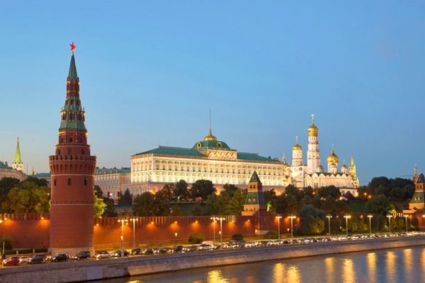 Kremlin warns Europe over talk of downing Russian planes