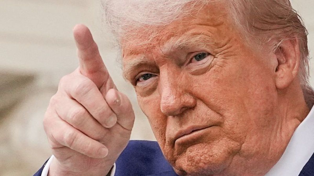 Trump hints at more indictments after Comey charges