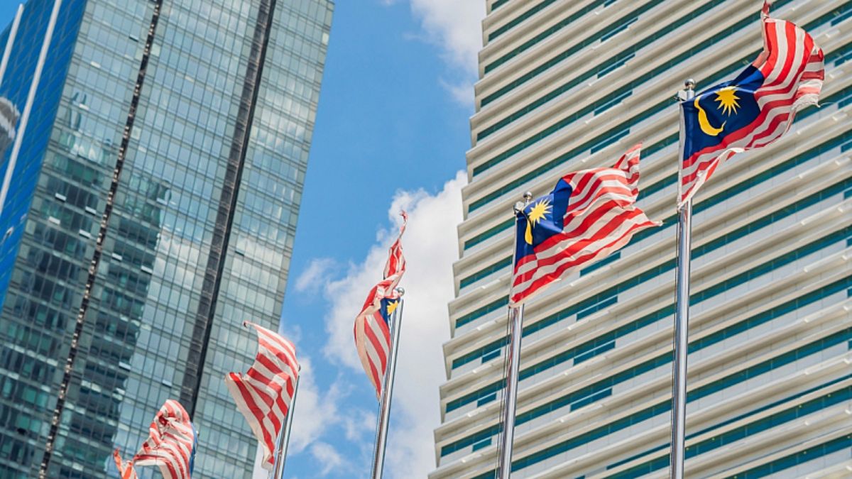 Malaysia approves its first Islamic digital bank using Stablecoins