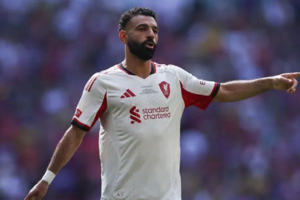 Should Arne Slot keep Mohammed Salah on the bench?