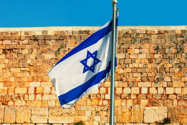 Israeli stocks hit record high as TA 35 rises to new peak