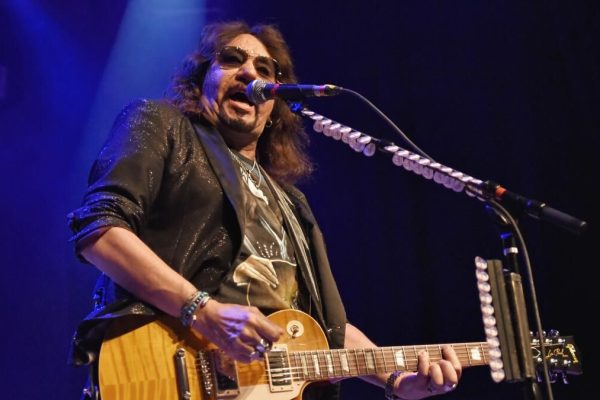 What was the exact cause of Ace Frehley's Demise?