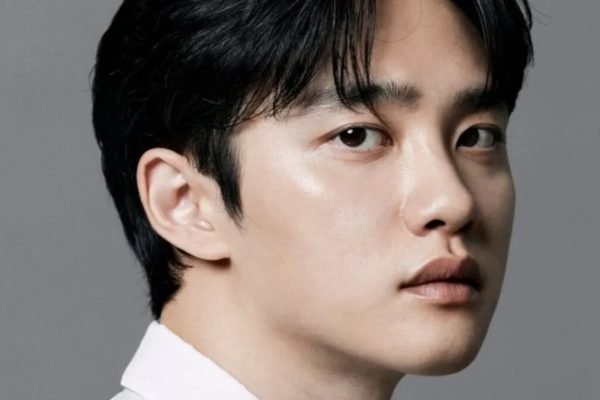 Doh Kyung Soo finds a new agency for his next chapter