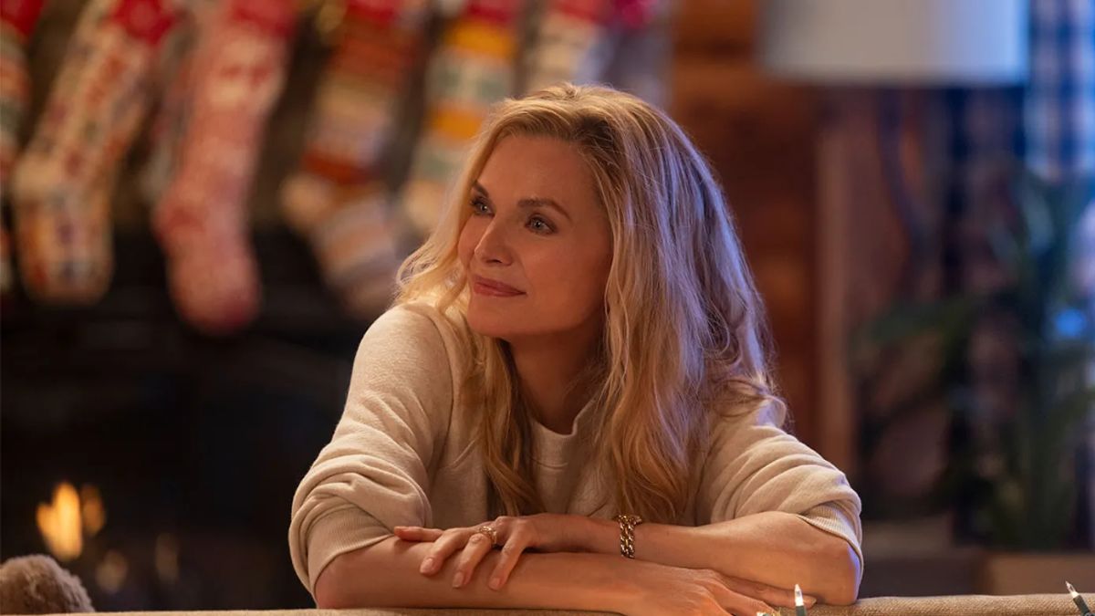 Michelle Pfeiffer wants next year to be all about being a grandma