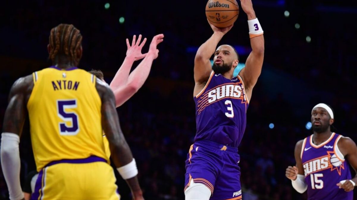 Dillon Brooks silences Lakers crowd with monster game after Booker injury