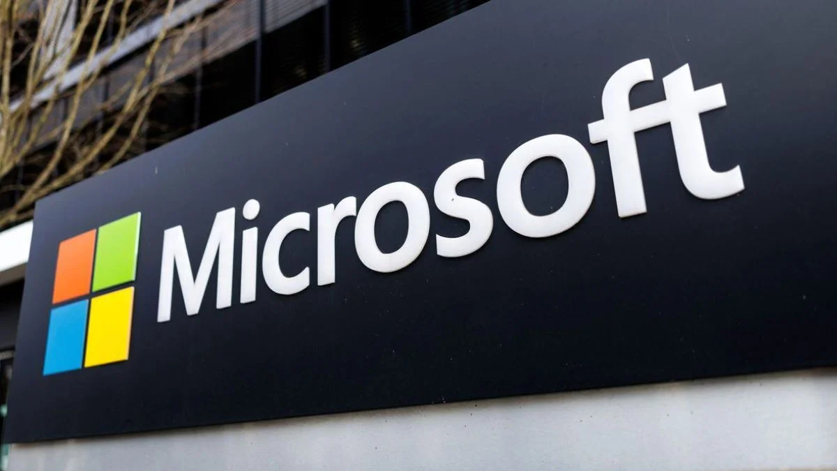 Why is the Microsoft stock falling?