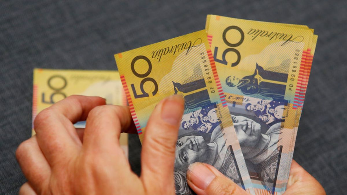 Asian currencies stay quiet as markets wait for Fed clues