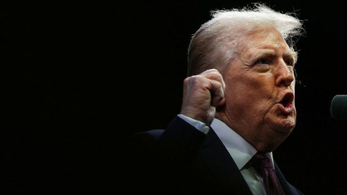 Trump halts Iran talks amid deadly protests and economic chaos