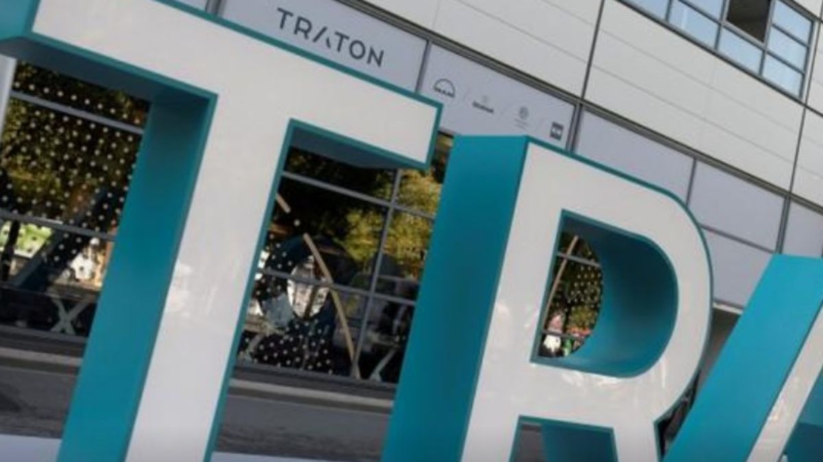 Traton stock jumps as cash flow beats forecasts