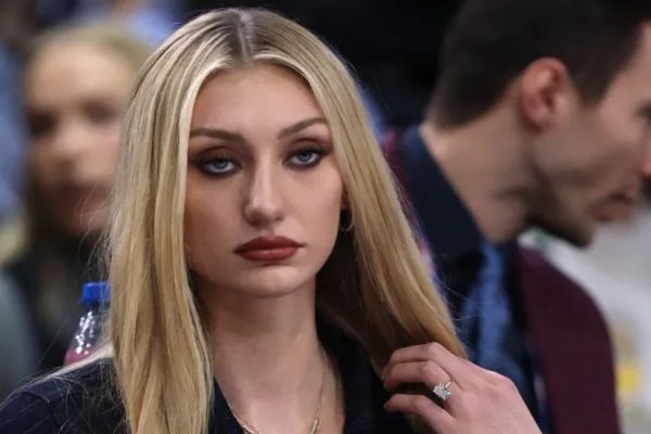 Cameron Brink stuns in pre-game tunnel outfit