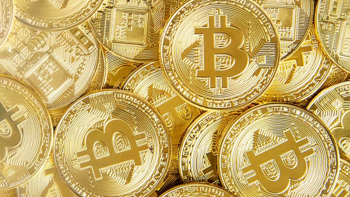 Bitcoin ETFs see money coming back after rough week