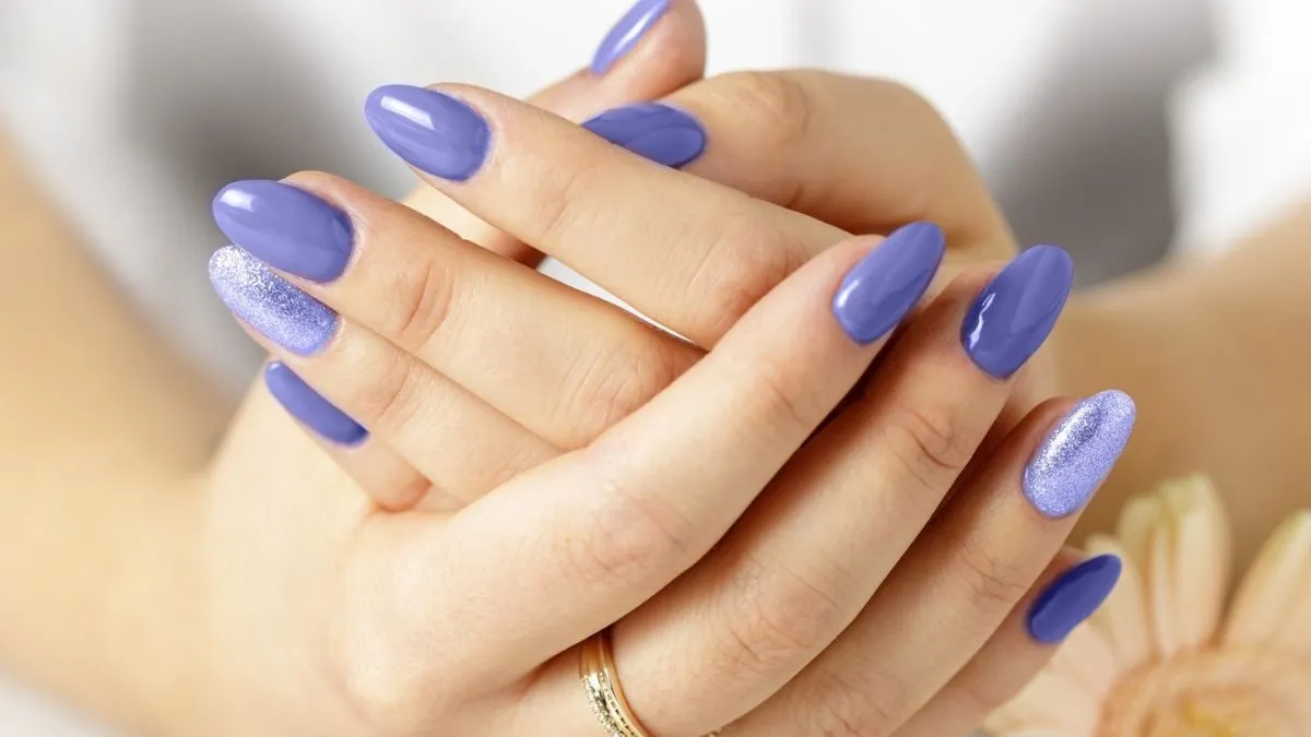 Hottest press-on nail trend