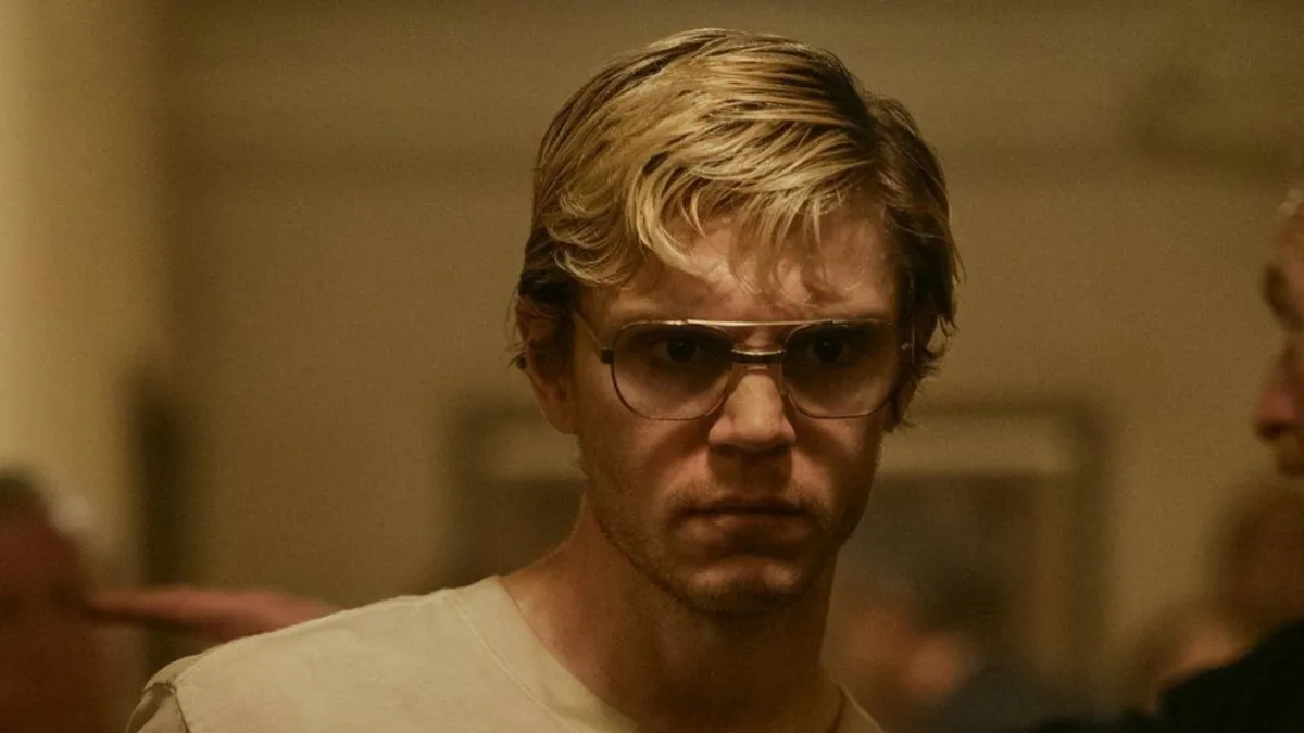 Evan Peters