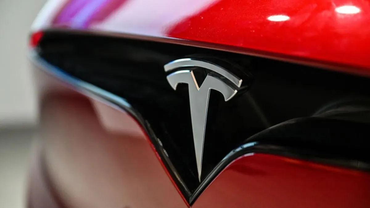 Tesla’s big bets on autonomy, robots, and expansion get analyst spotlight