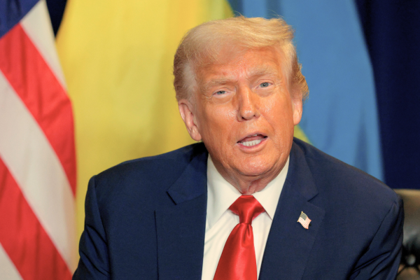 What is Donald Trump doing amidst the government shut down?