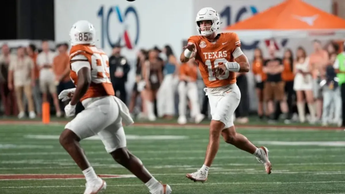 Texas Longhorns face tough test at Florida without key players