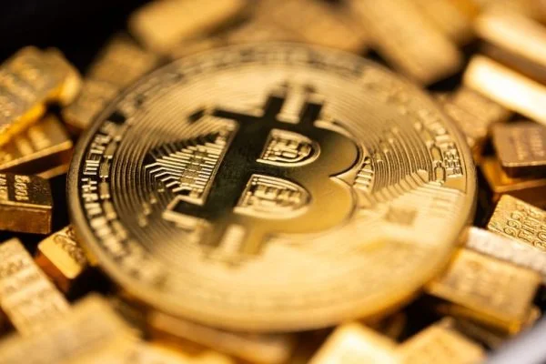 Bitcoin dips to $108K after Fed rate cut shocks the market