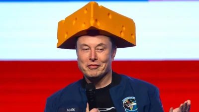 Elon Musk gets caught making his own AI hype him up