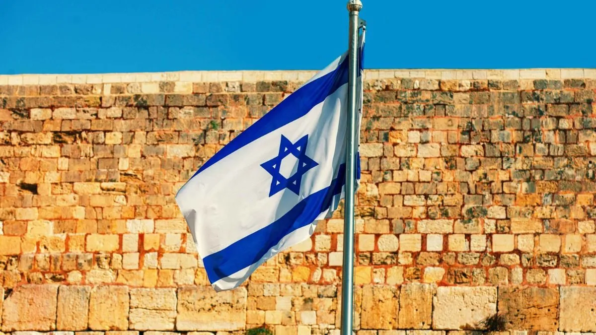 Israeli stocks hit record high as TA 35 rises to new peak