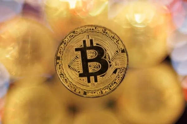 Bitcoin price today: Bitcoin holds steady as traders wait for clearer signals
