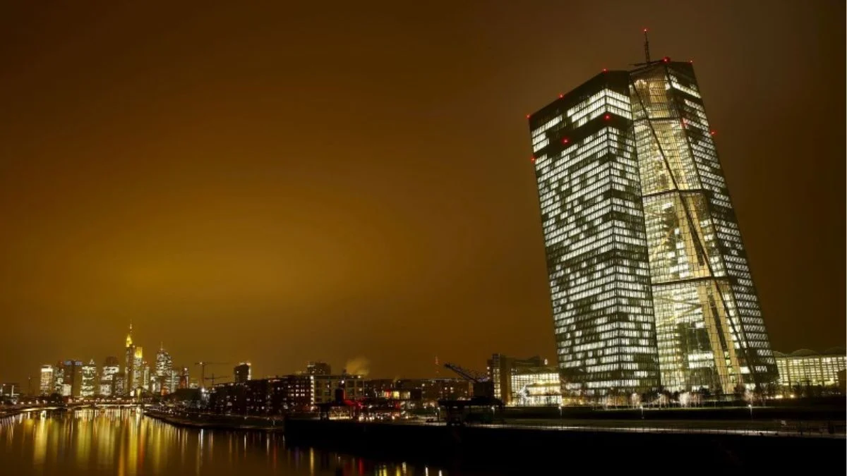 UBS turns more positive on Europe’s luxury giants for 2026
