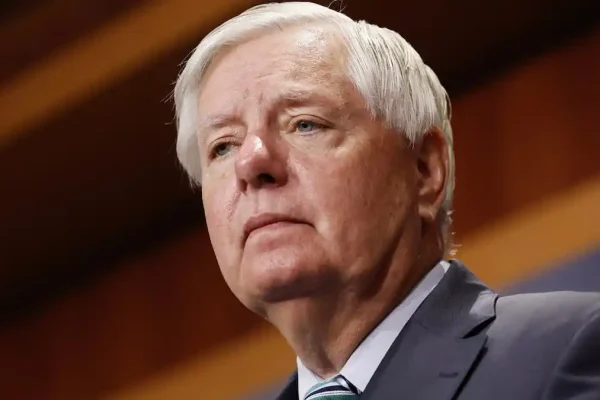 Trump, Donald Trump, Ayatollah, Lindsey Graham