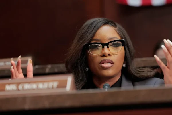 Jasmine Crockett issues warning after U.S. captures Maduro: 'Imagine if someone grabbed our leader in the middle of the night'