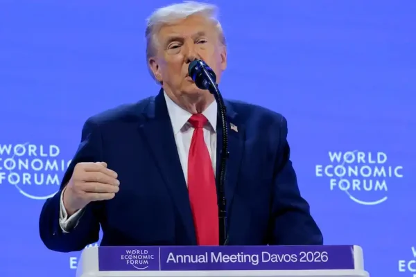 Trump confuses Greenland and Iceland at Davos and claims people call him “Daddy”