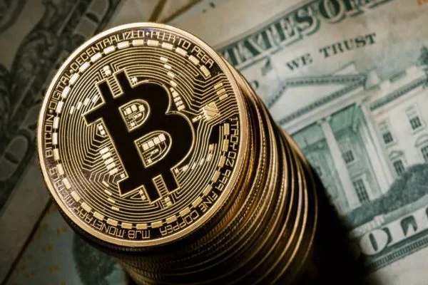 Bitcoin and crypto prices move up as markets turn positive