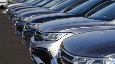 EU car sales rise slightly as electric cars gain ground